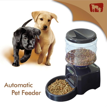 Automatic pet feeder